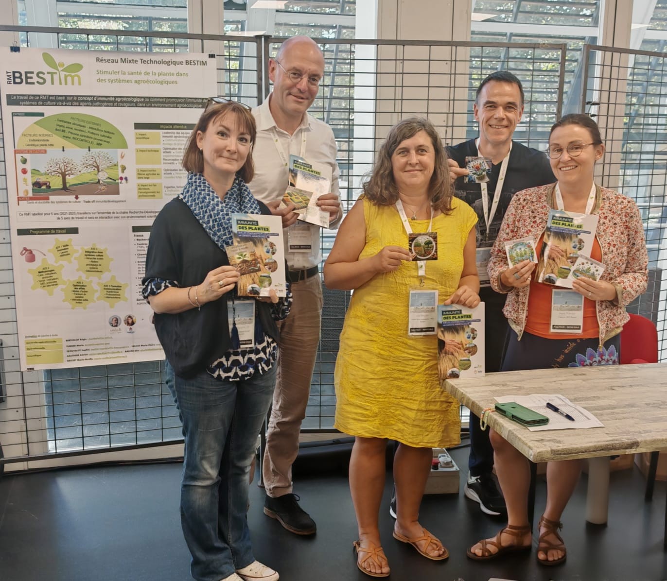 Présentation du livre du RMT bestim au colloque Biosolution 2025